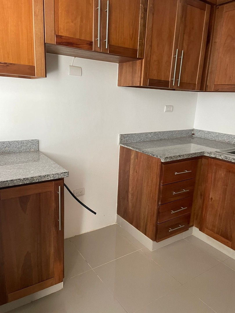 apartamentos - Apartamento 1er Nivel en Llanos de Gurabo 4