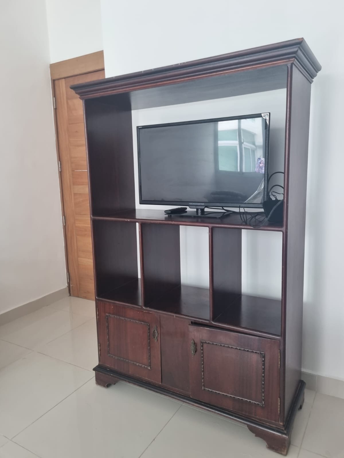 muebles y colchones - Mueble TV Caoba Sala