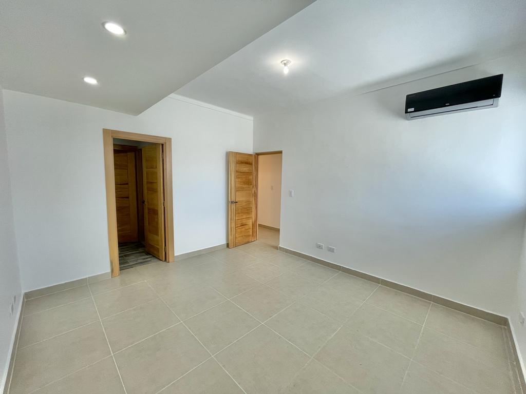 apartamentos - Alquiler / 2 habitaciones / Línea Blanca / Evarist 6