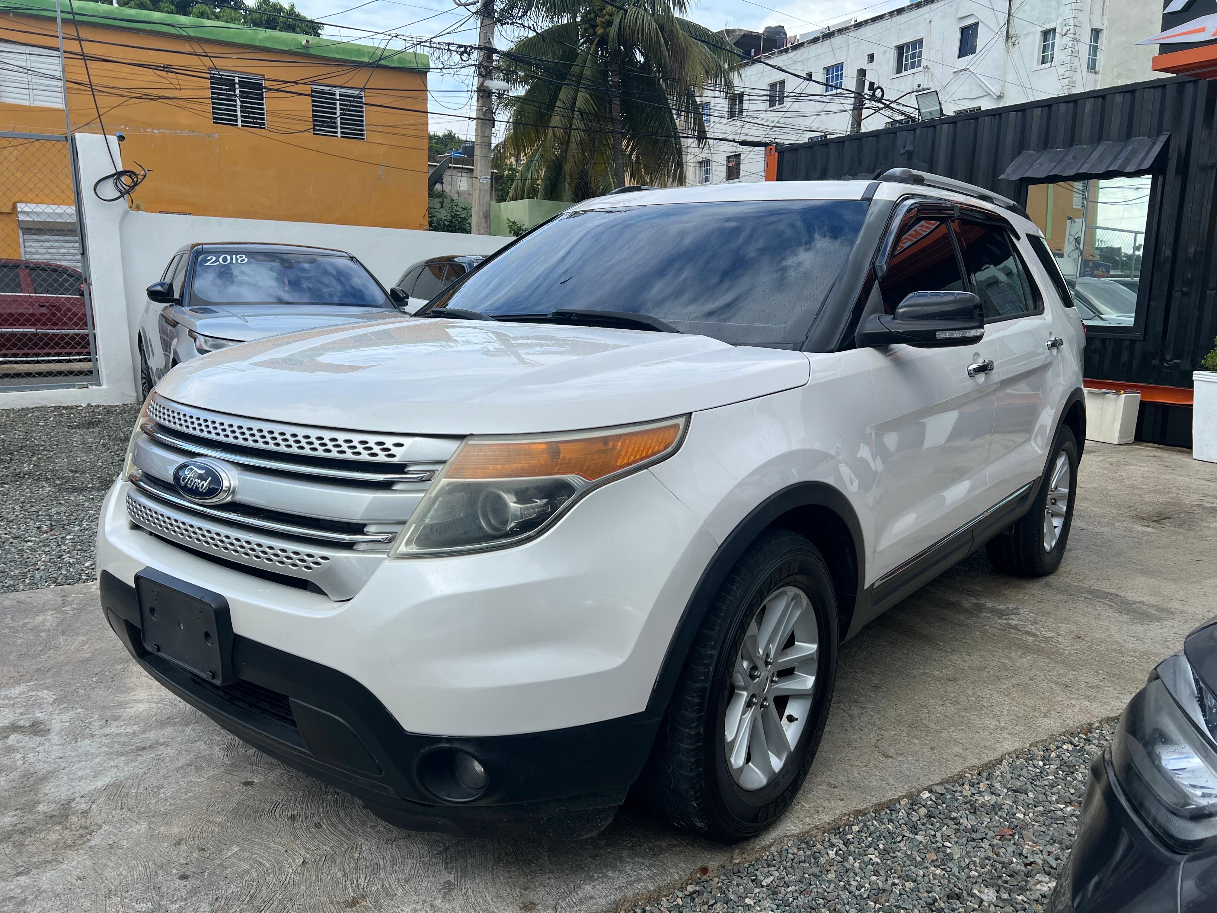 jeepetas y camionetas - Ford Explorer XLT 2013 (Techo Panoramico)  1