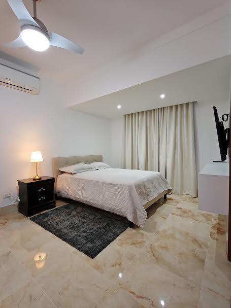 apartamentos - Alquilamos amueblado, amplio, moderno y ventilado apartamento en los Cacicazgos 8