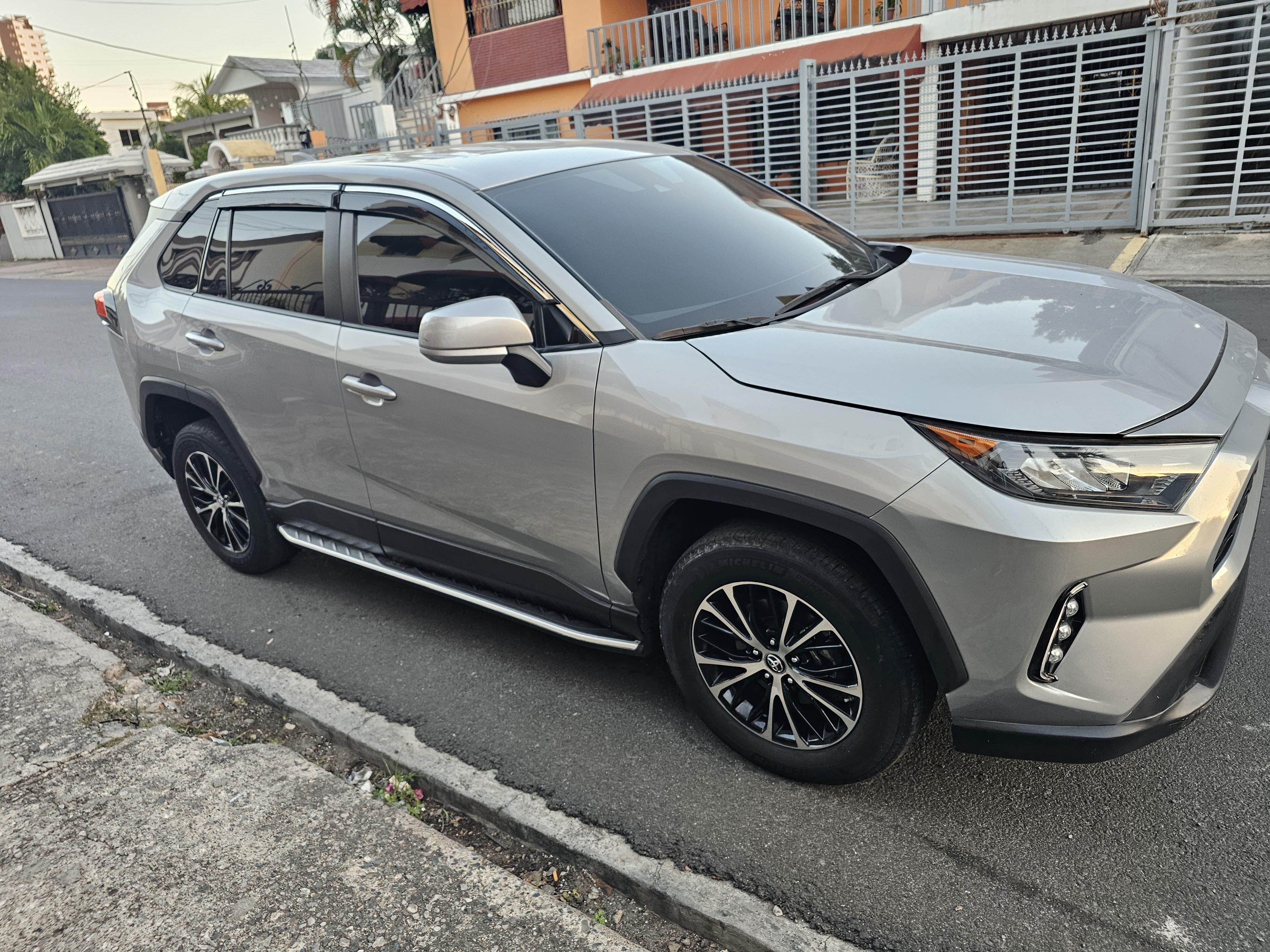 jeepetas y camionetas - Toyota Rav4 4