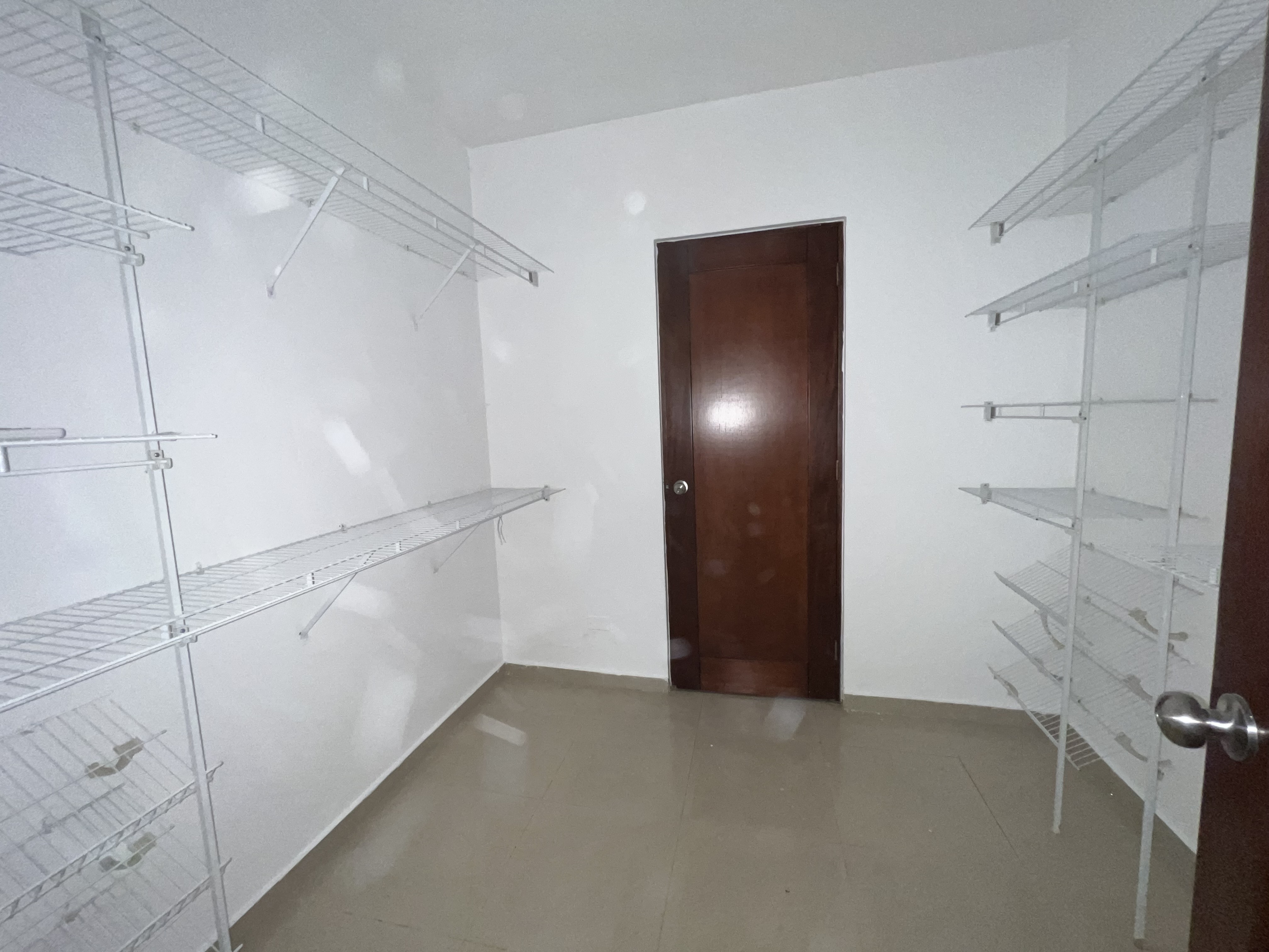 apartamentos - Apartamento en alquiler en bella vista US$1,100 7