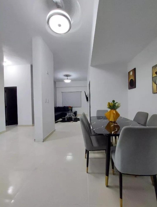 apartamentos - Apto En Venta Con Terraza Privada En Ensanche Quisqueya.

Precio: 7,300,000 2