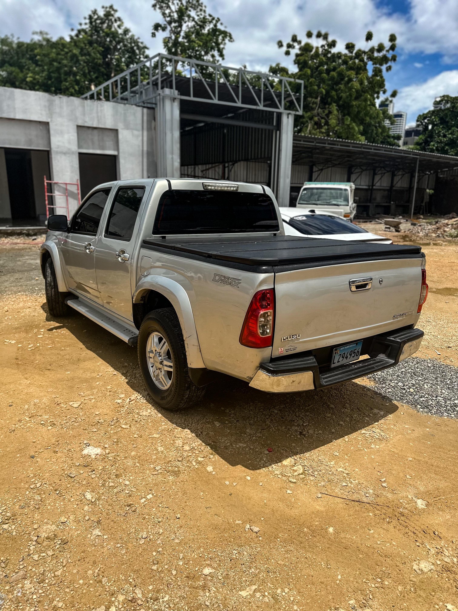 jeepetas y camionetas - CAM. ISUZU DIMAX  D/C 2011 8