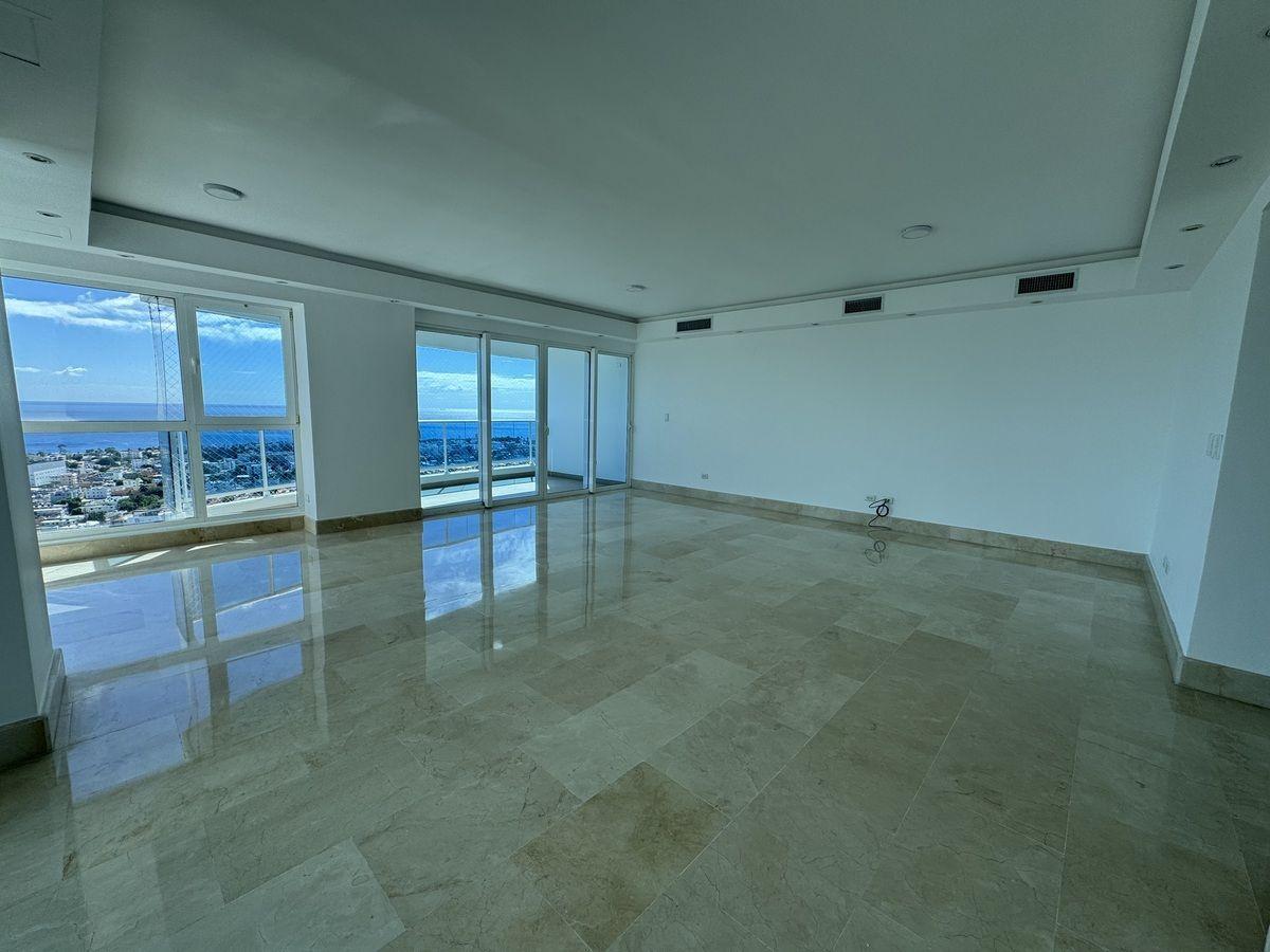 apartamentos - Alquilo apartamento de 3 habitaciones en Avenida Anacaona 5