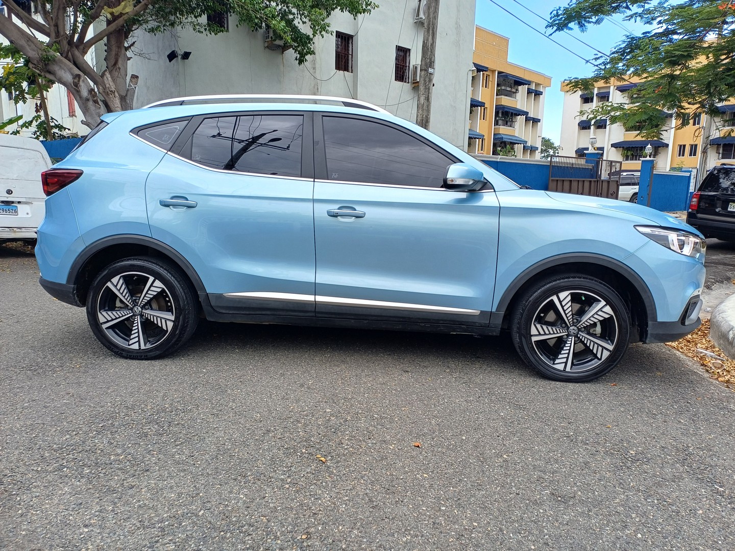 jeepetas y camionetas - MG ZS EV 2019 (100% Electrica) 3