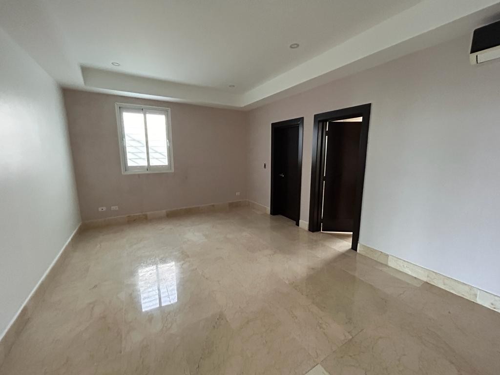 penthouses - Penthouse en Los Cerros de Gurabo 7