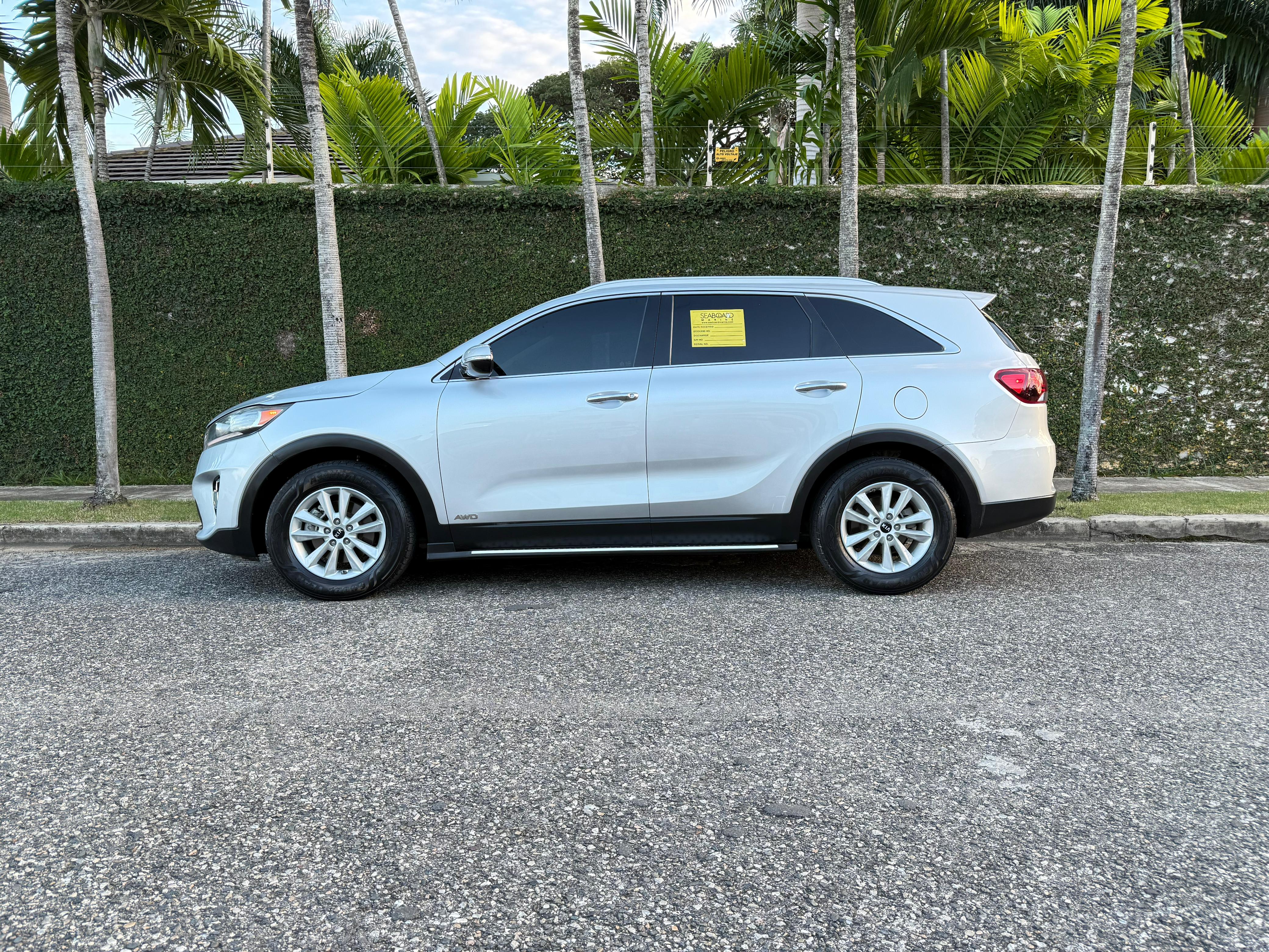 jeepetas y camionetas - KIA SORENTO 2019 LX, AWD (4x4), Recien Importada. 3