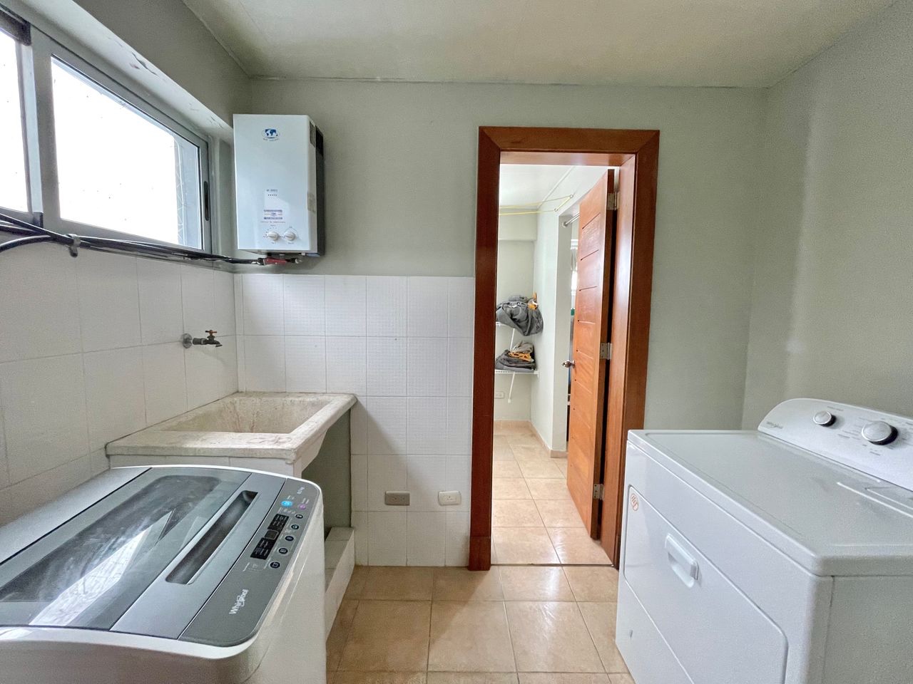 casas - Alquiler de apartamento en Serralles  8