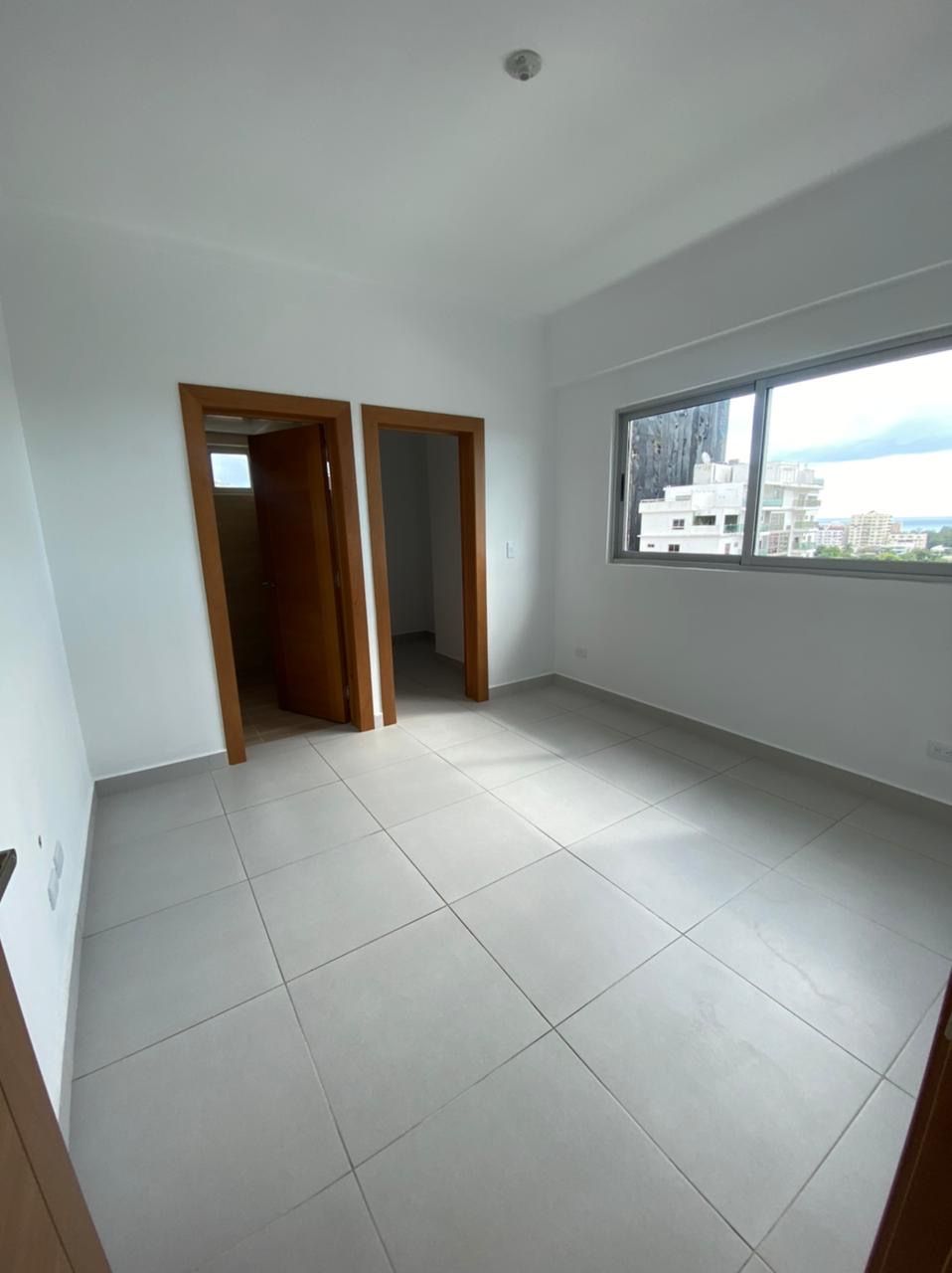 apartamentos - Apartamento en piso alto en alquiler en Bella Vista.  6