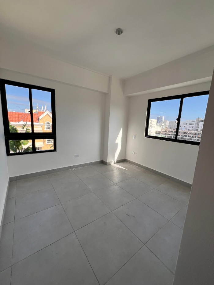 apartamentos - Apartamento en Alquiler piso Alto 2 Habs en Evaristo
Alquiler
USD1,000 1