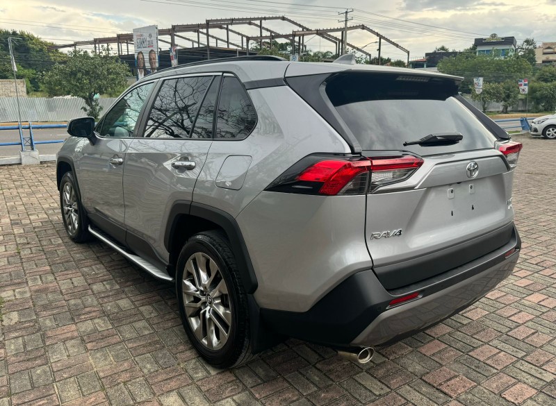 jeepetas y camionetas - Toyota rav4 2020 limited  2