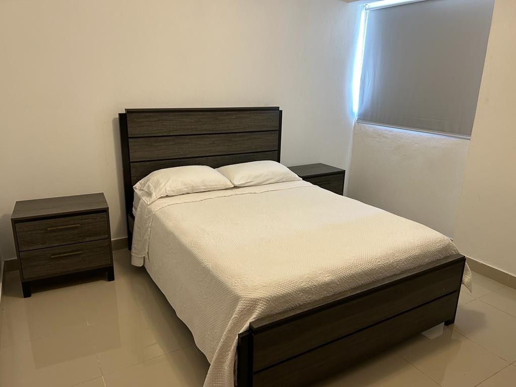 apartamentos - Naco
Totalmente amueblado
Piso 8
2 habs 
2.5 baños
Estudio
US$ 1200 9