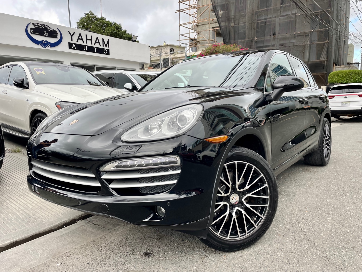 jeepetas y camionetas - Porsche Cayenne Platinum 2014 0