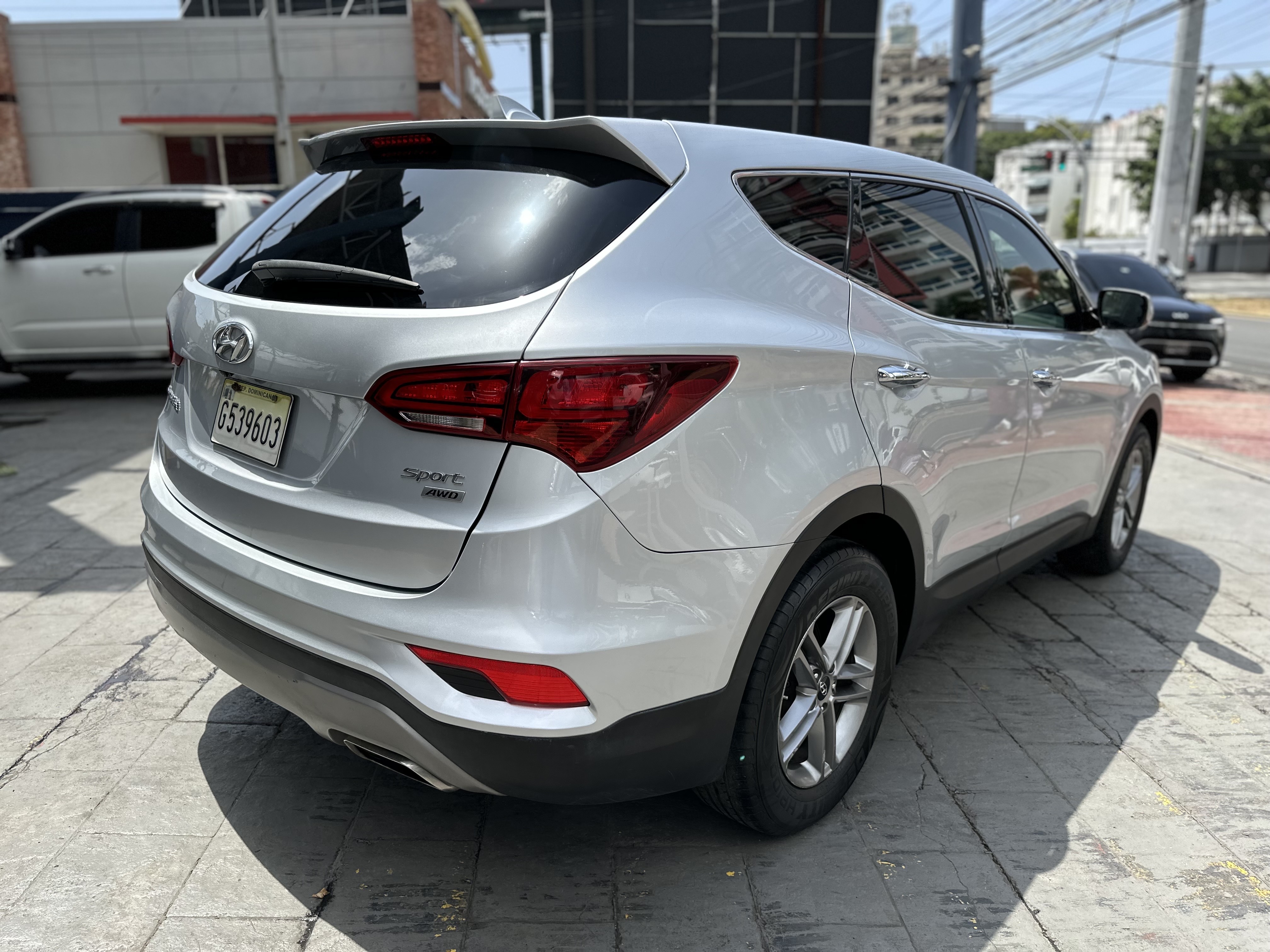 jeepetas y camionetas - HYUNDAI DANTA FE SPORT 2017 5