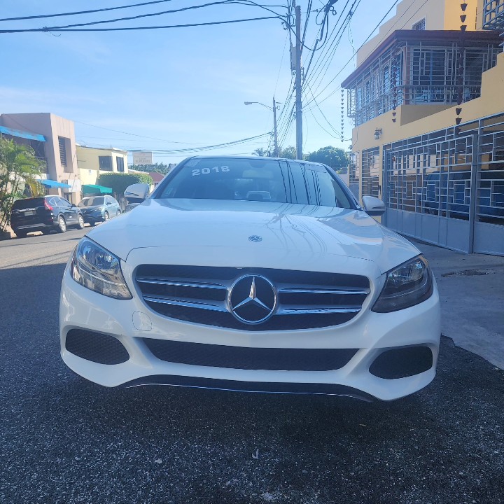 carros - MERCEDES BENZ C300  2018