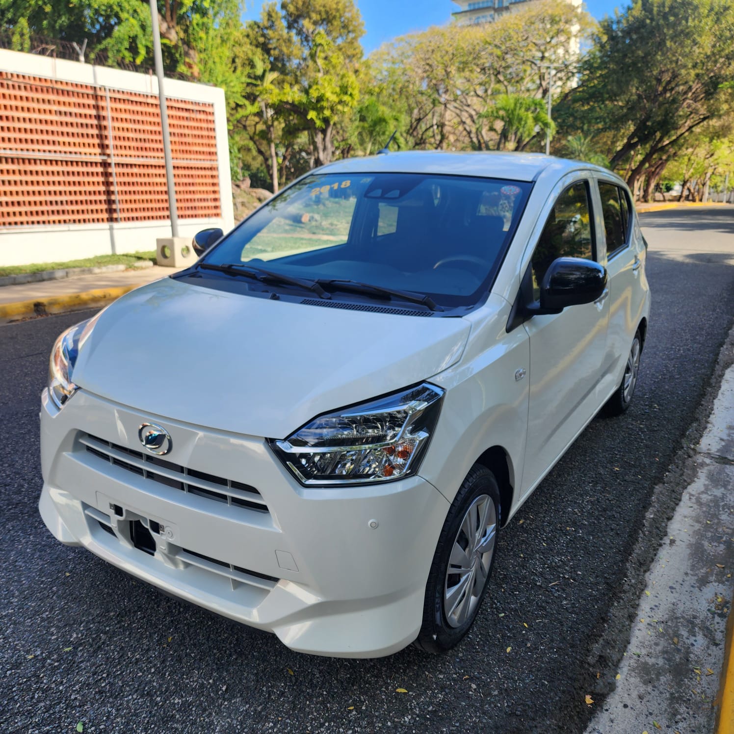 carros - Daihatsu mira 2018 1