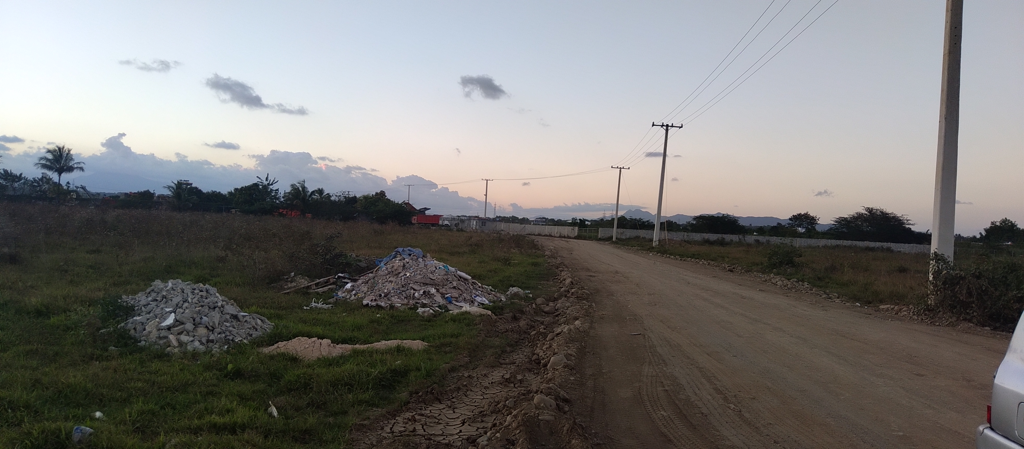 solares y terrenos - Terreno con un area de 19,026.42, circunvalación. 1