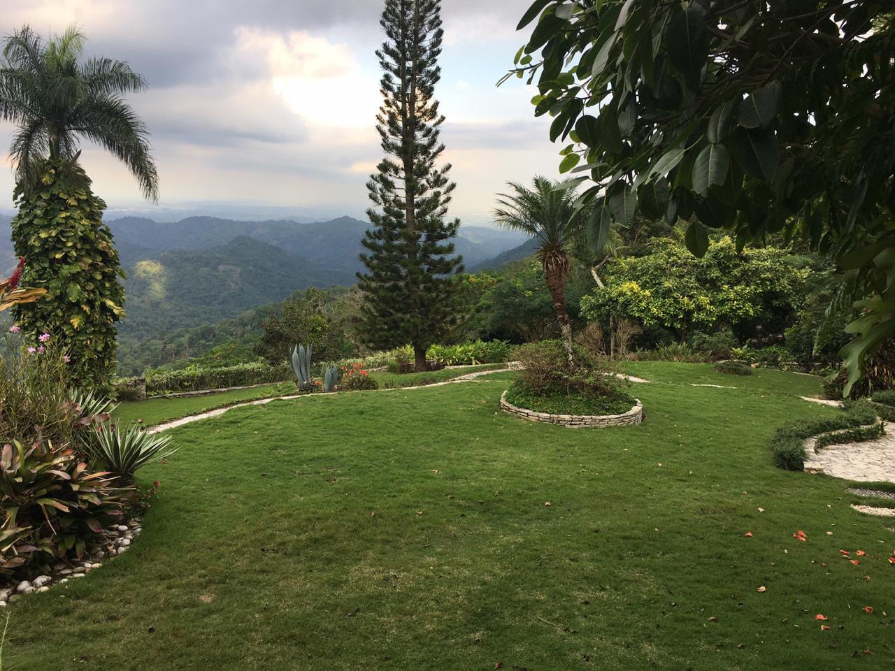 casas vacacionales y villas - Vendo casa de veraneo en la montaña de La colonia cambista  2