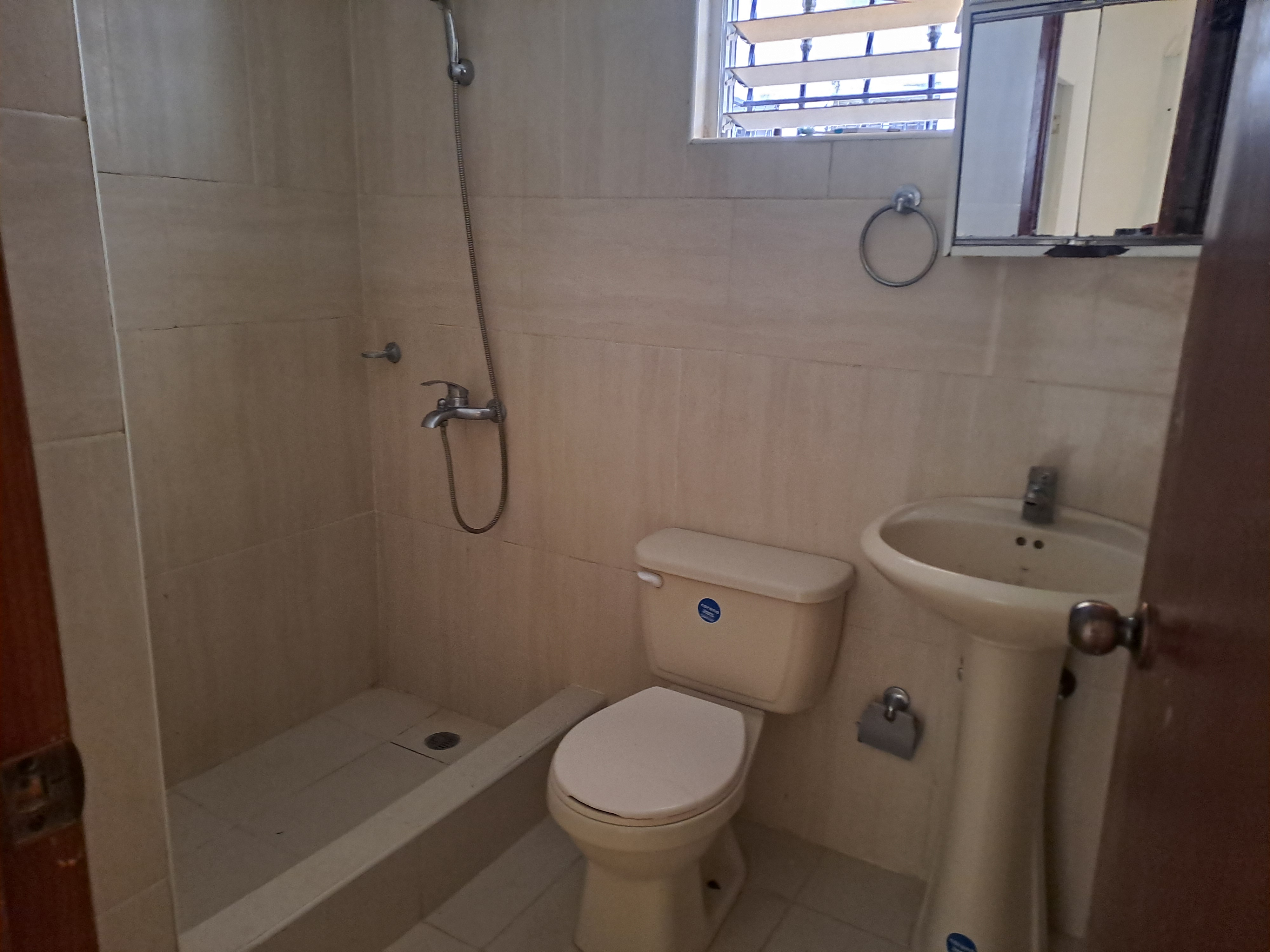 apartamentos - Alquilo apartamento Res Juan rafael prox a la Jacobo Majluta Santo Domingo norte 1