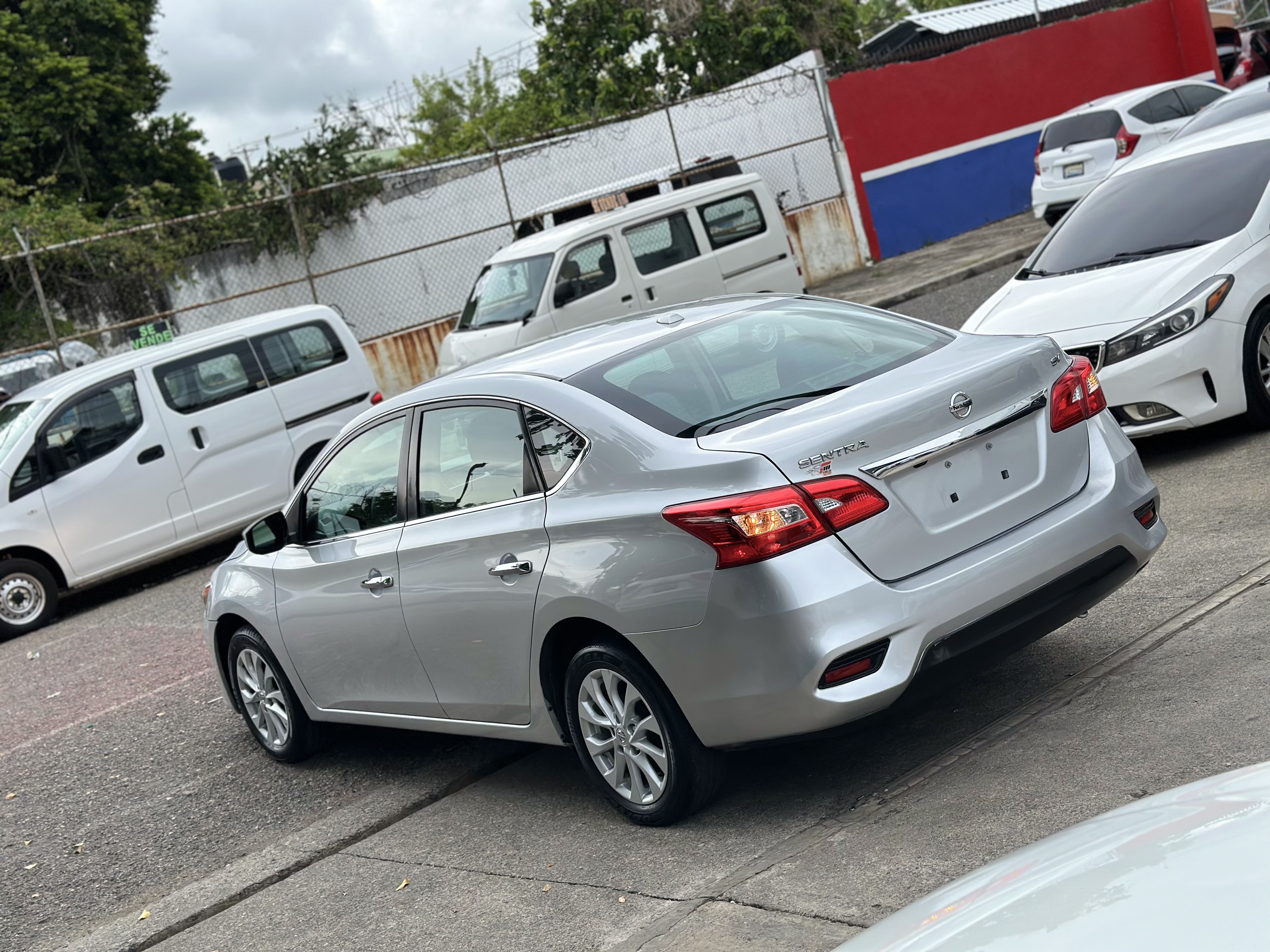 carros - 2019 Nissan Sentra SV CLEAN CARFAX 2