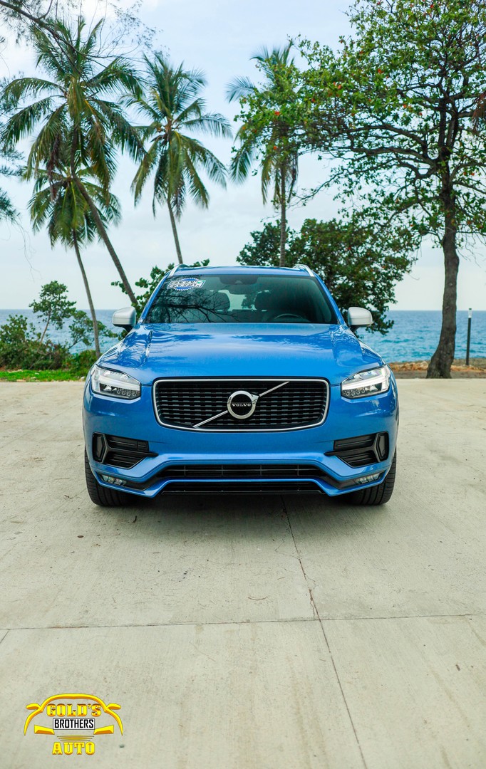 jeepetas y camionetas - Volvo XC90 T5 R-Desing 2019 Recien Importada Clean 1