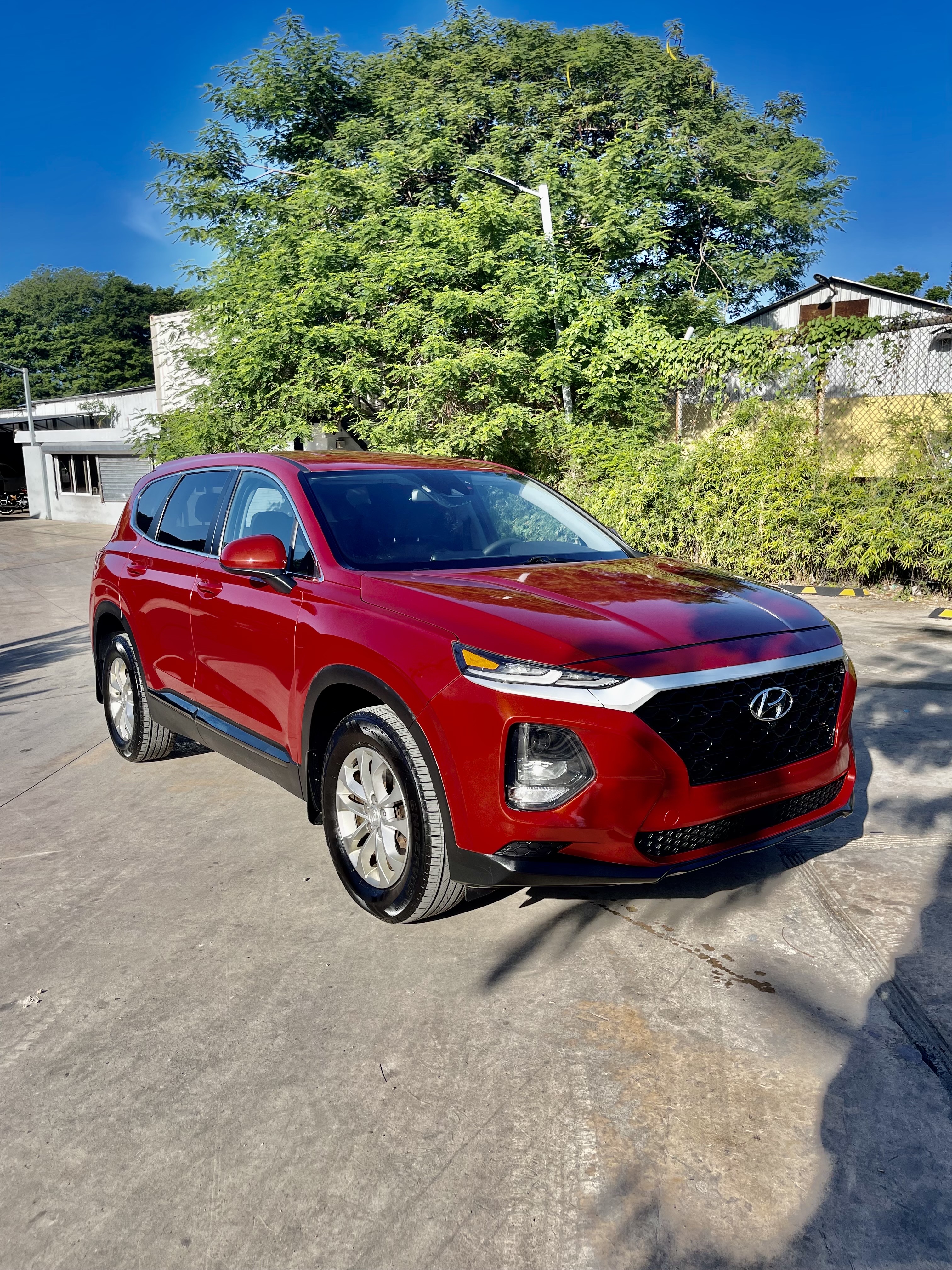 jeepetas y camionetas - 2019 Hyundai Santa Fe AWD 2