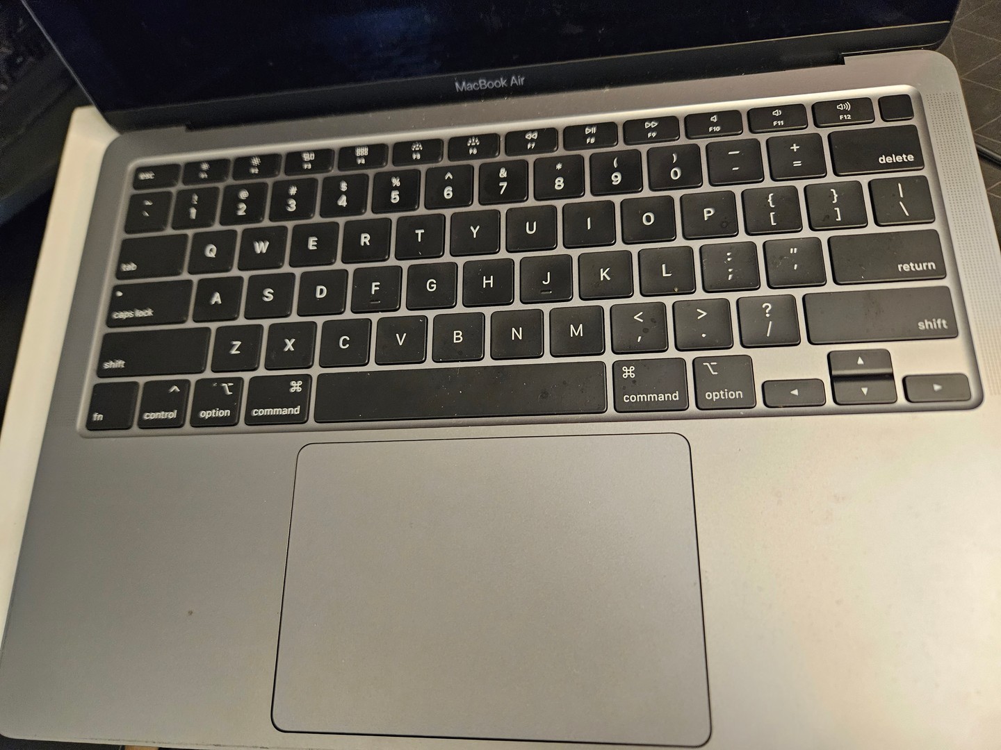 computadoras y laptops - MacBook air M1 2020 1