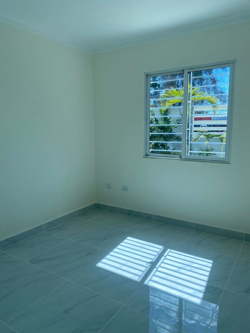 apartamentos - 📍Residencial Las cayenas San Isidro 
- 85 mts2 tercer piso
 7