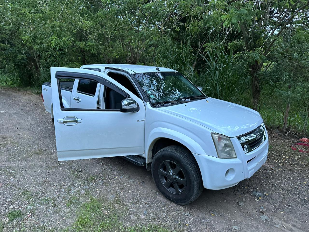 jeepetas y camionetas - Isuzu dmax 2008 4