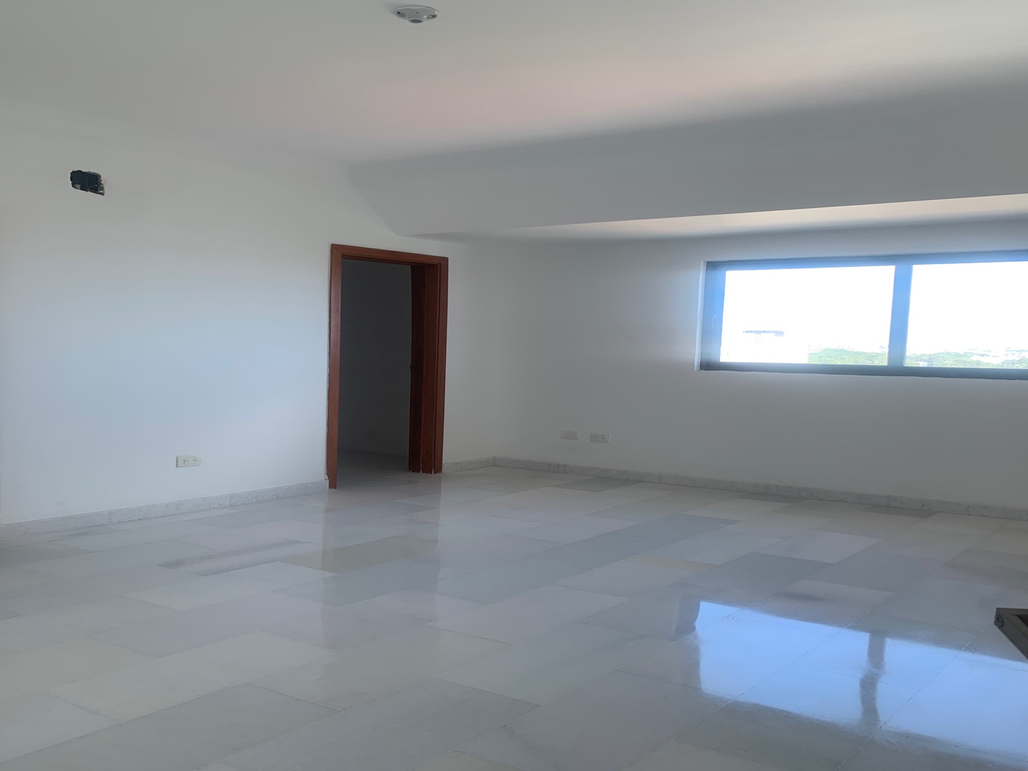 apartamentos - Vendo apto en La esperilla 
200.Mts. 
 9