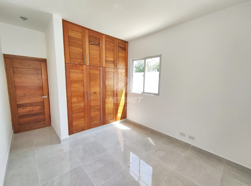 apartamentos - 1ER NIVEL CON 76 MTS2 PATIO PRIVADO Y GYM LOS LAURELES SANTIAGO  8