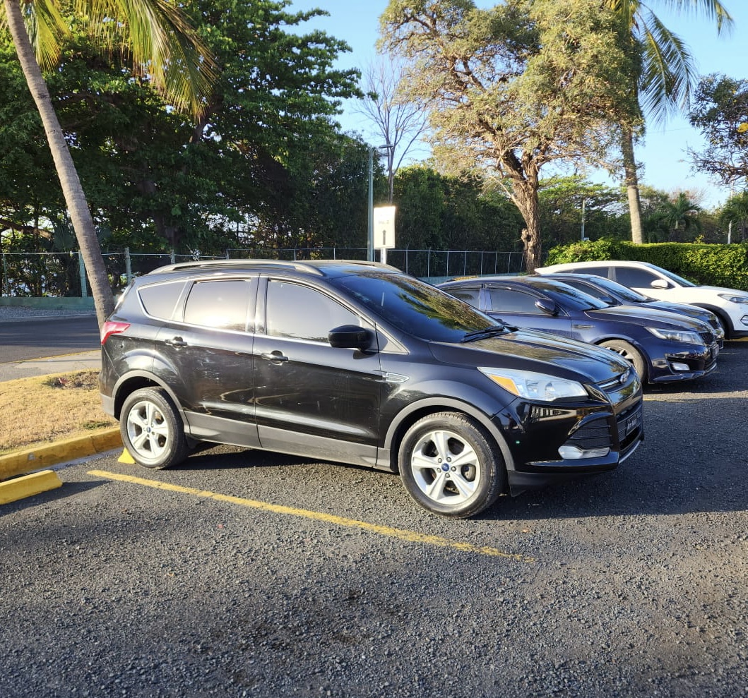 jeepetas y camionetas - Ford Escape 2015 0