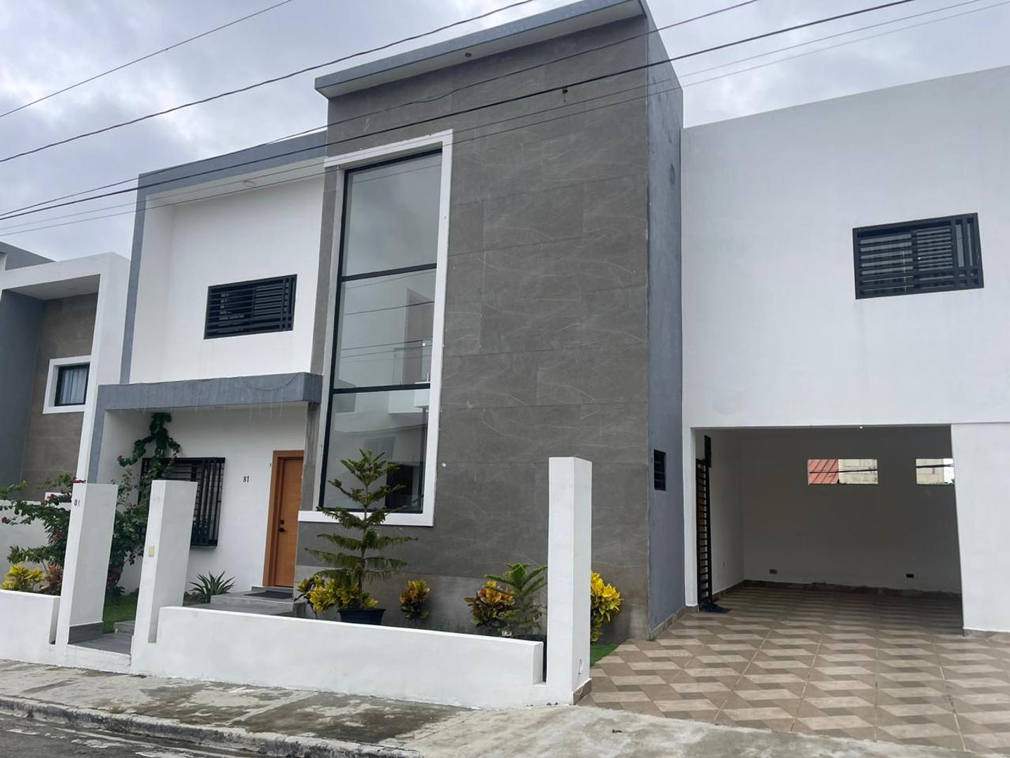 casas - Preciosa casa en venta en colinas del oeste, Santo Domingo Oeste 