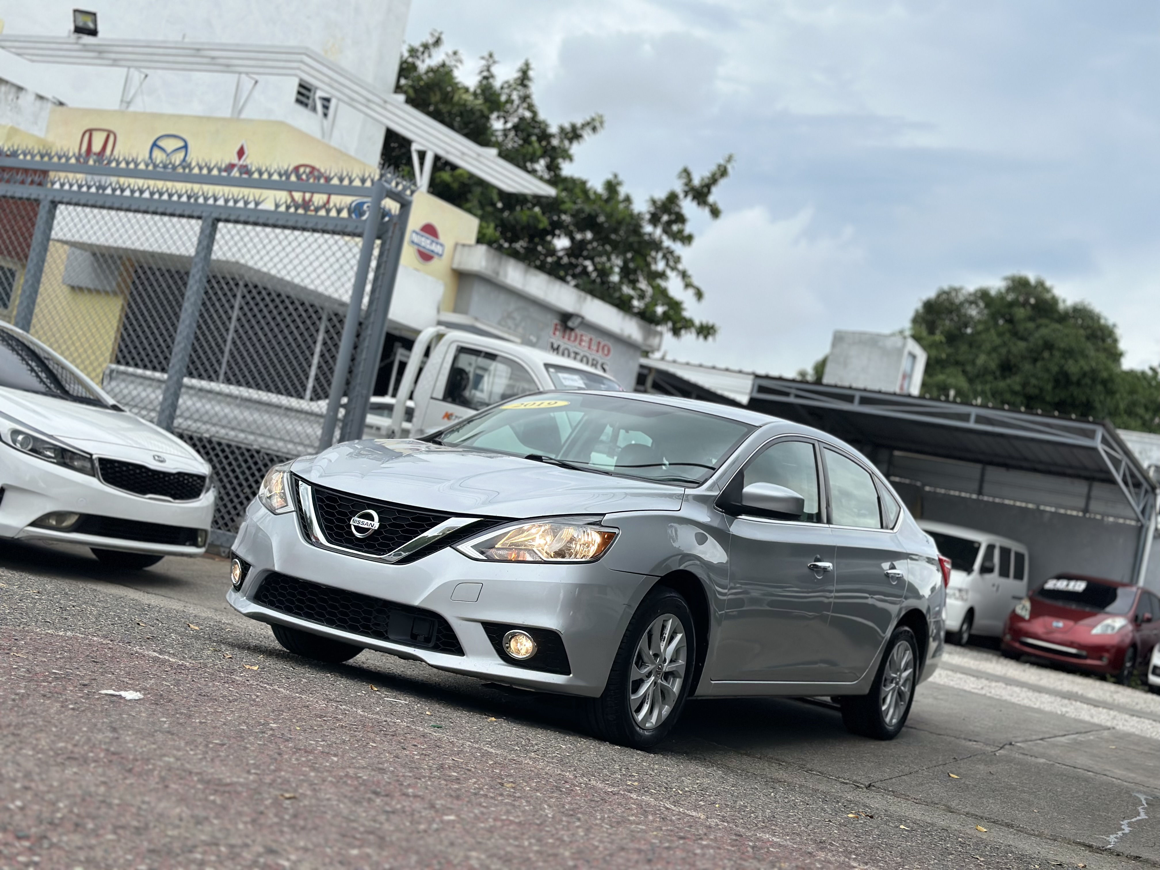 carros - 2019 Nissan Sentra SV CLEAN CARFAX