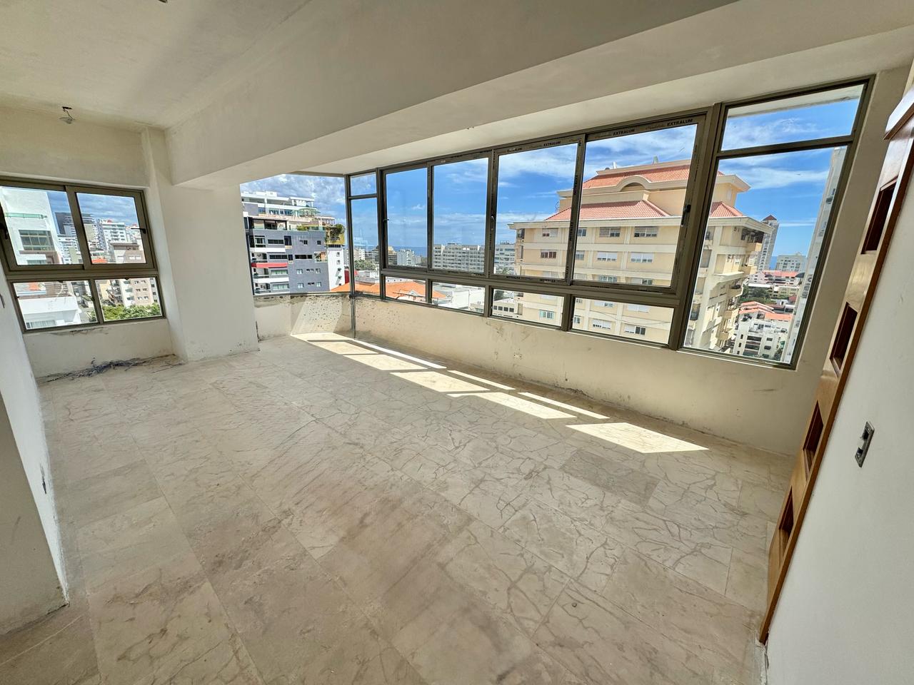 apartamentos - Vendo Pent-house en Bella Vista Sur