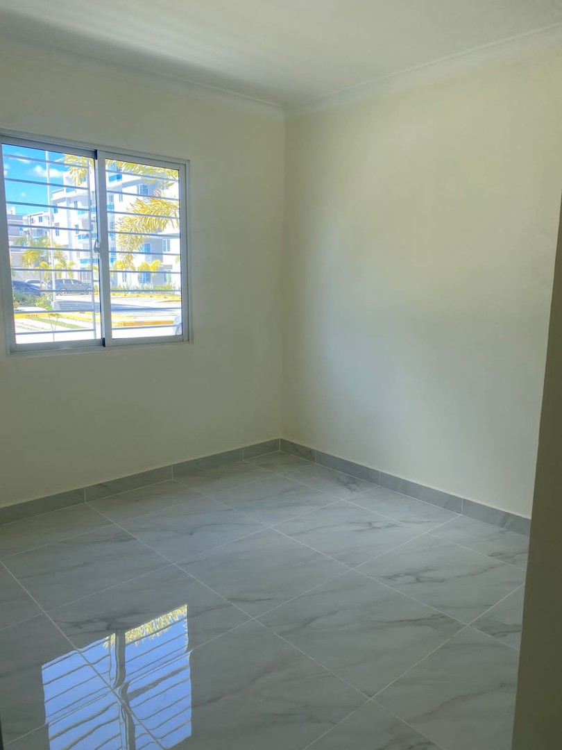 apartamentos - 📍Residencial Las cayenas San Isidro 
- 85 mts2 tercer piso
 8