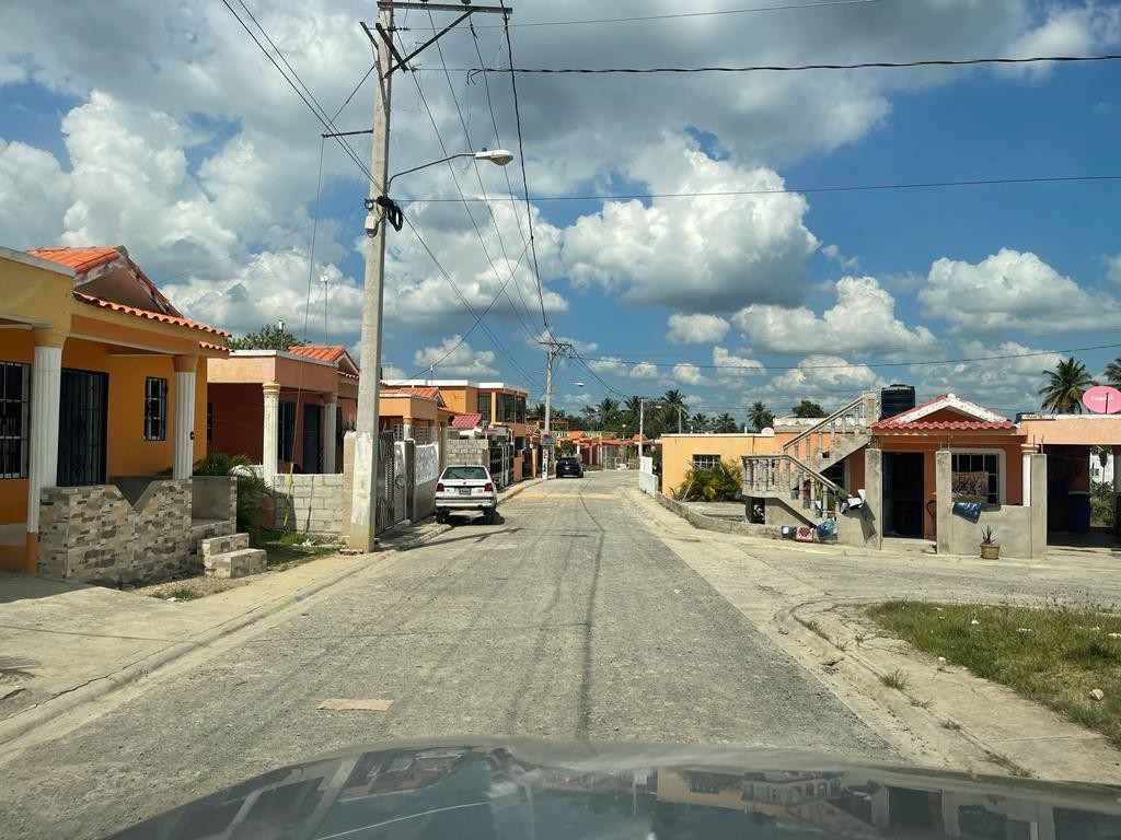 solares y terrenos - vendo terreno en residencial doña luz en santo domingo