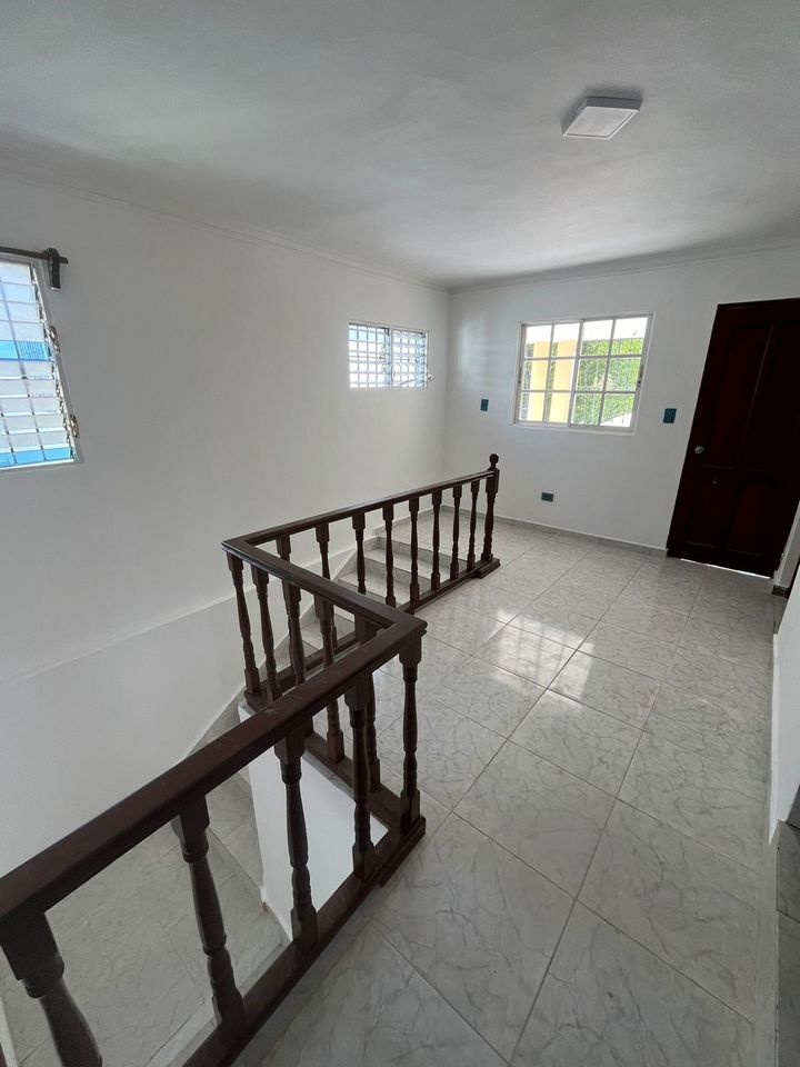 casas - Casa en venta Alma Rosa II, Sto. Dgo. Este 4