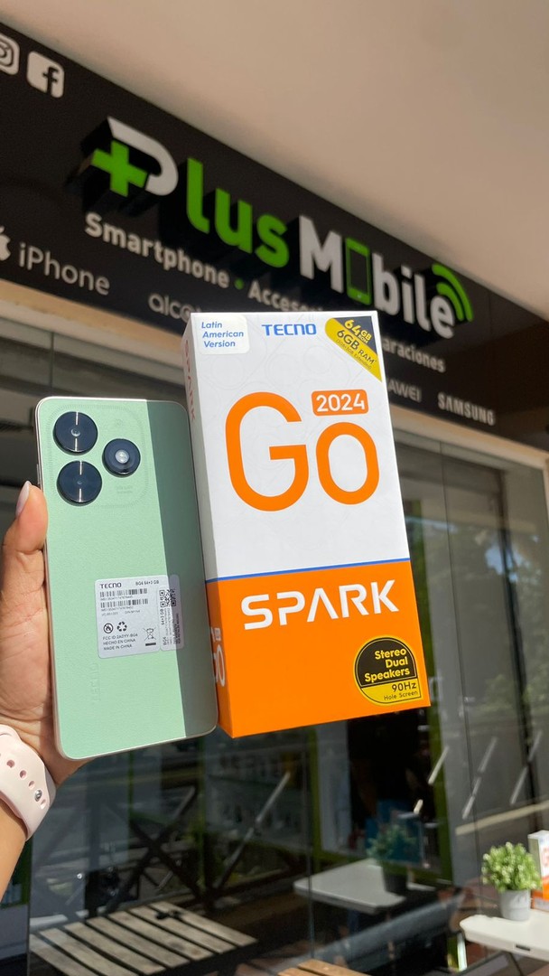 celulares y tabletas - TECNO SPARK GO 2024 64GB 
