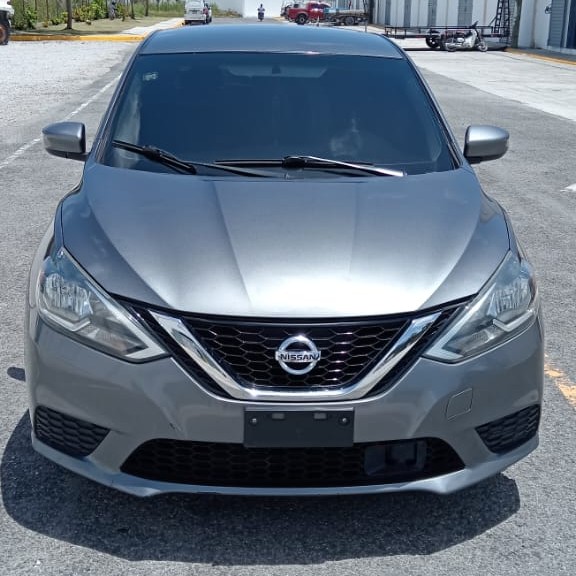 carros - Por motivo de viaje vendo auto Nissan Sentra perfectas condiciones como nuevo.