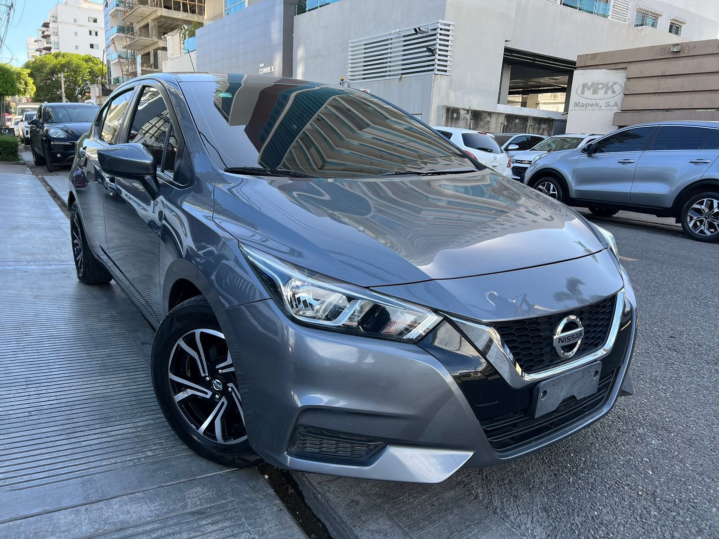 carros - Nissan Versa 2021 9