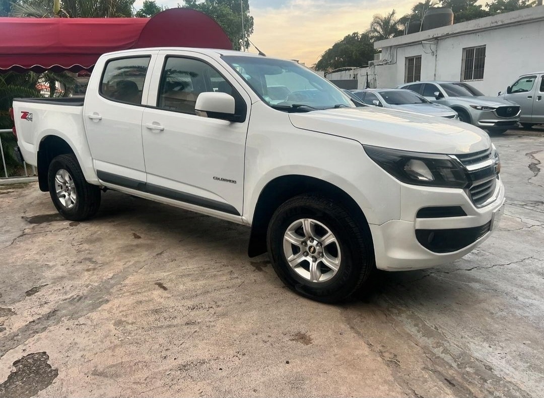 jeepetas y camionetas - 2017 Chevrolet Colorado Z71 Diesel  3