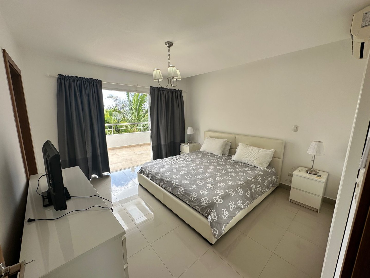 casas vacacionales y villas - Villa en Playa Nueva Romana amueblada con pisicina  8