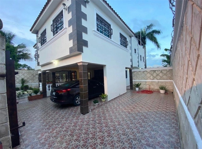 casas - Venta de casa en la carretera mella zona oriental Santo Domingo este  0