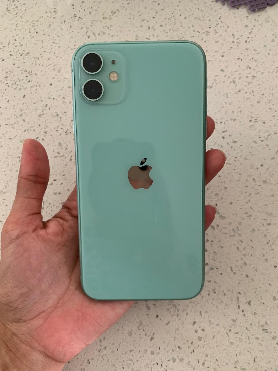 celulares y tabletas - iPhone 11- 128 GB verde 1