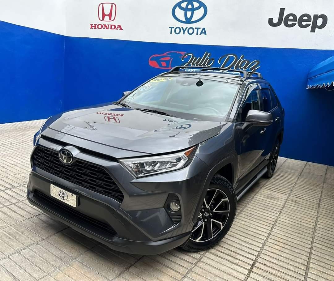 jeepetas y camionetas - 2019 Toyota RAV-4 XLE Americana
motor 4 cilindros 2.5 litros clean carfax.