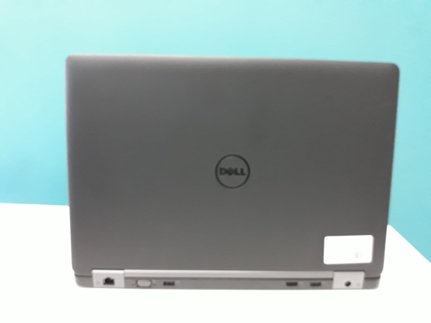 computadoras y laptops - Laptop, Dell Latitude E5550 / 5th Gen, Intel Core i5 / 8GB DDR3 / 240GB SSD/ OFE 9