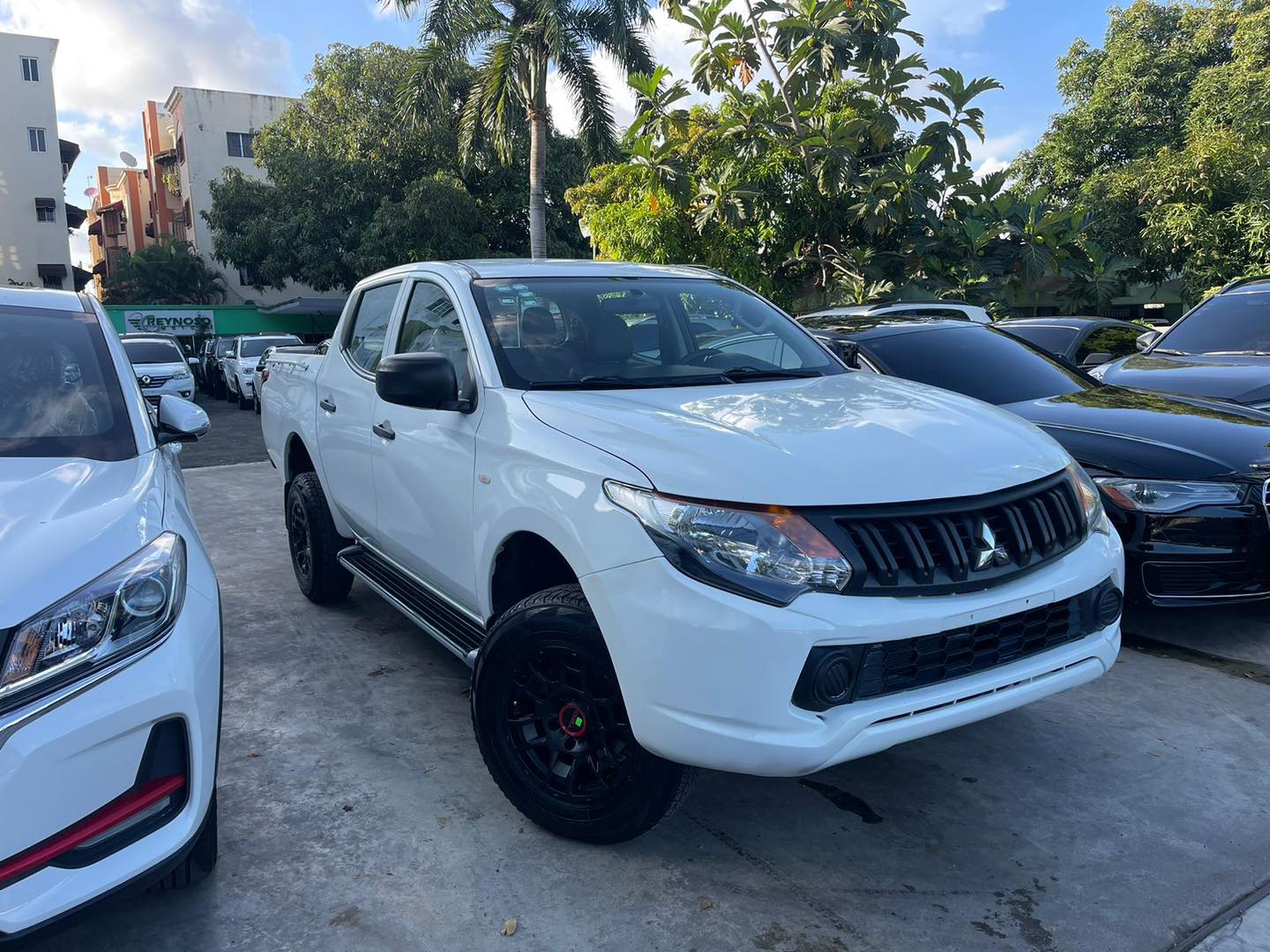 jeepetas y camionetas - MITSUBISHI L200 2019 